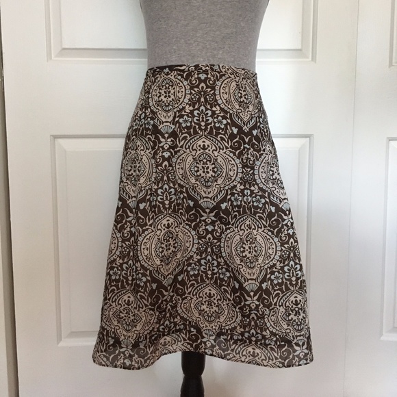 Price Drop! Ann Taylor Skirt-EUC!-Was $32 - Picture 3 of 8